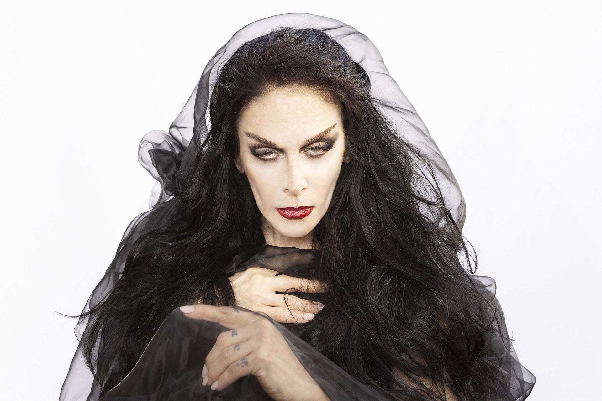 Diamanda Galás announces new album ‘Broken Gargoyles’ (listen to an excerpt)