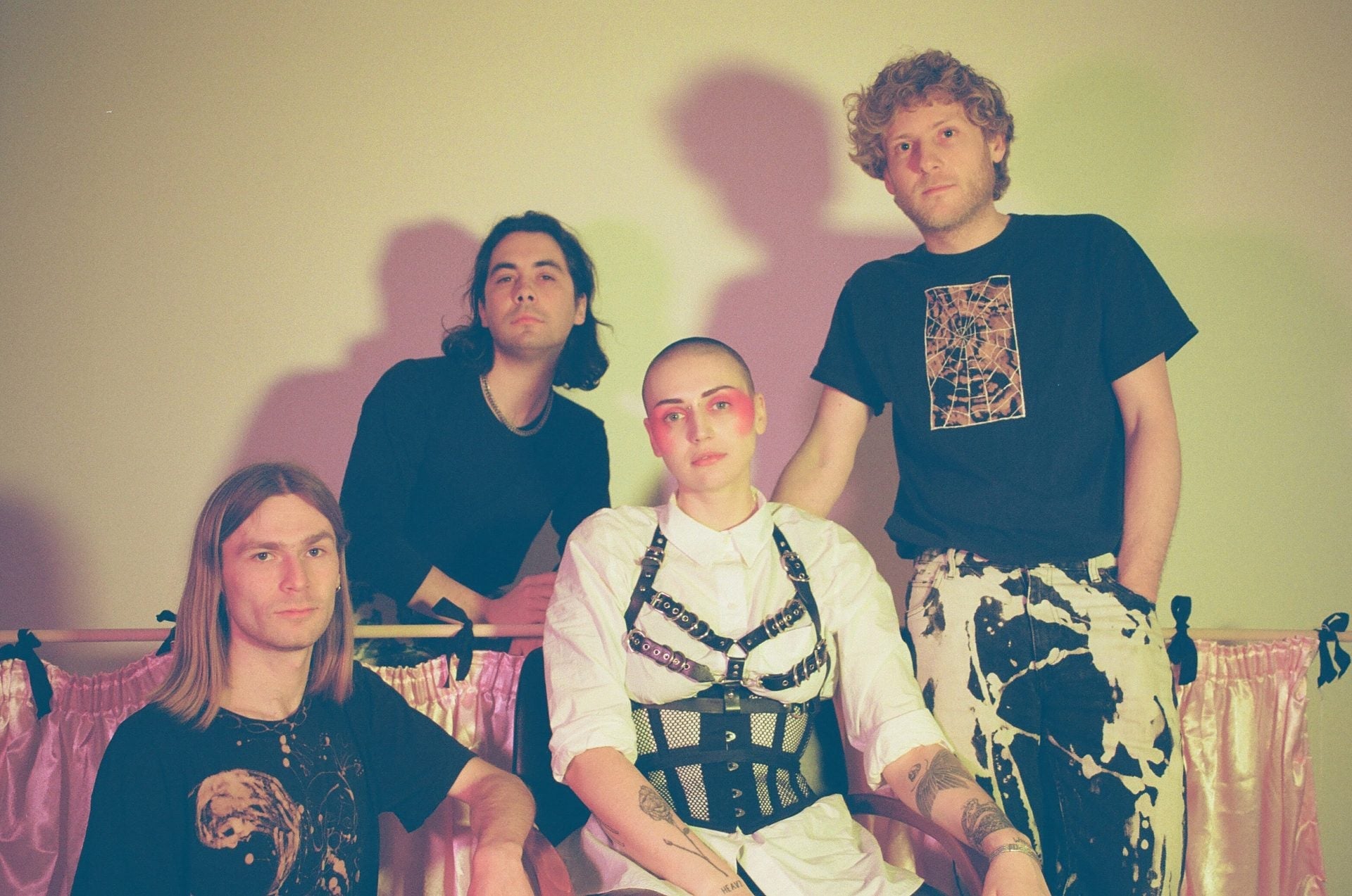 Ex-Vöid (ex Joanna Gruesome) announce debut album, share “Churchyard”