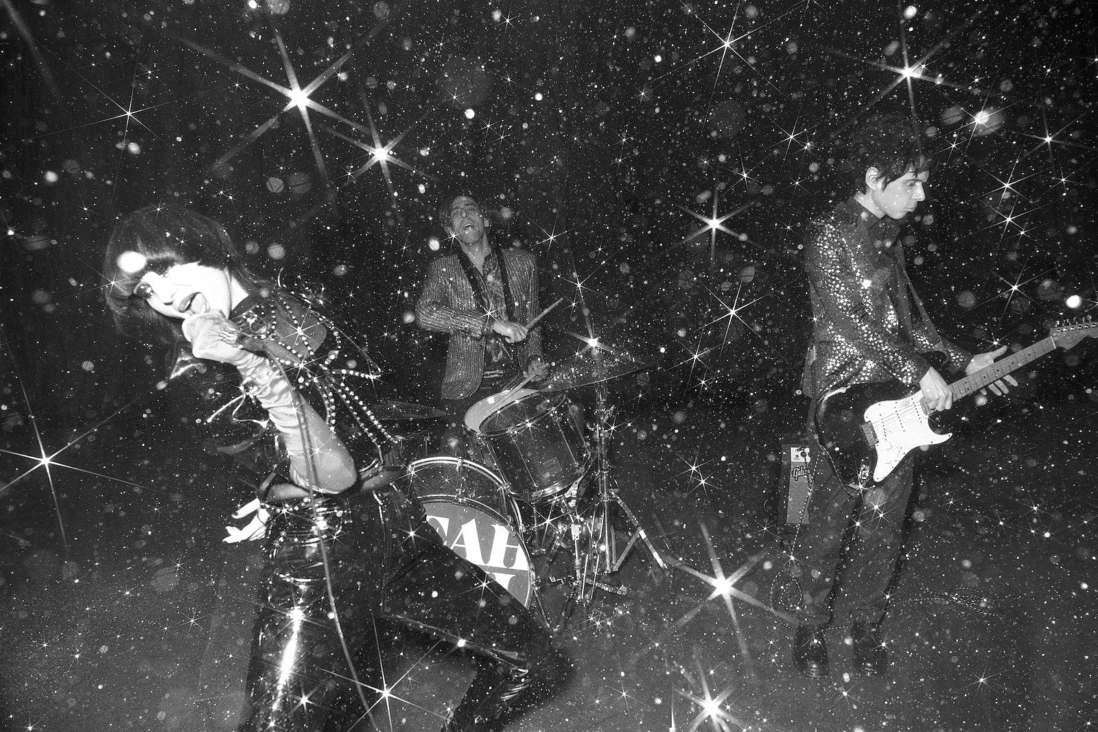 Yeah Yeah Yeahs sign to Secretly Canadian, announce big shows w/ Japanese Breakfast & Linda Lindas