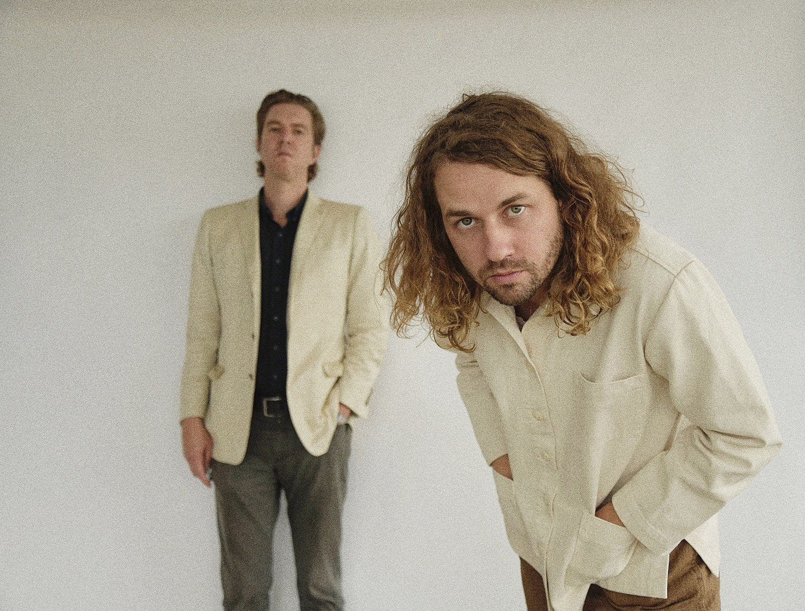 Kevin Morby & Hamilton Leithauser share collab single “Virginia Beach”; tour starts this week