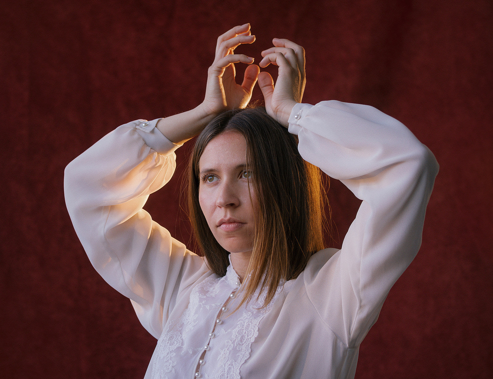 Pearla shares “Unglow The,” announces Brooklyn record release show for debut LP