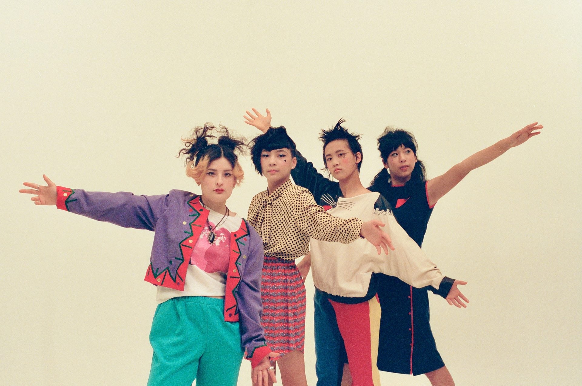 The Linda Lindas release cover of The Go-Go’s’ “Tonite” (listen)