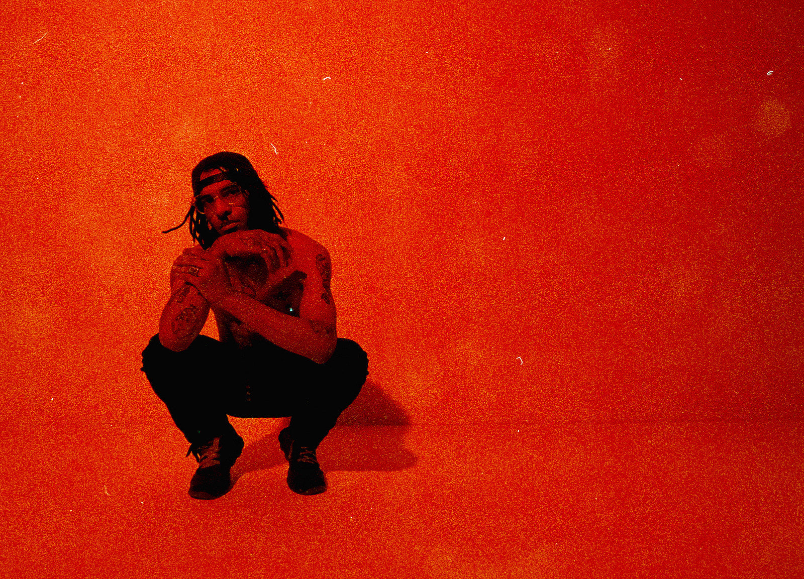 Velvet Negroni announces new album ‘Bulli’ and shares “Sinker” video