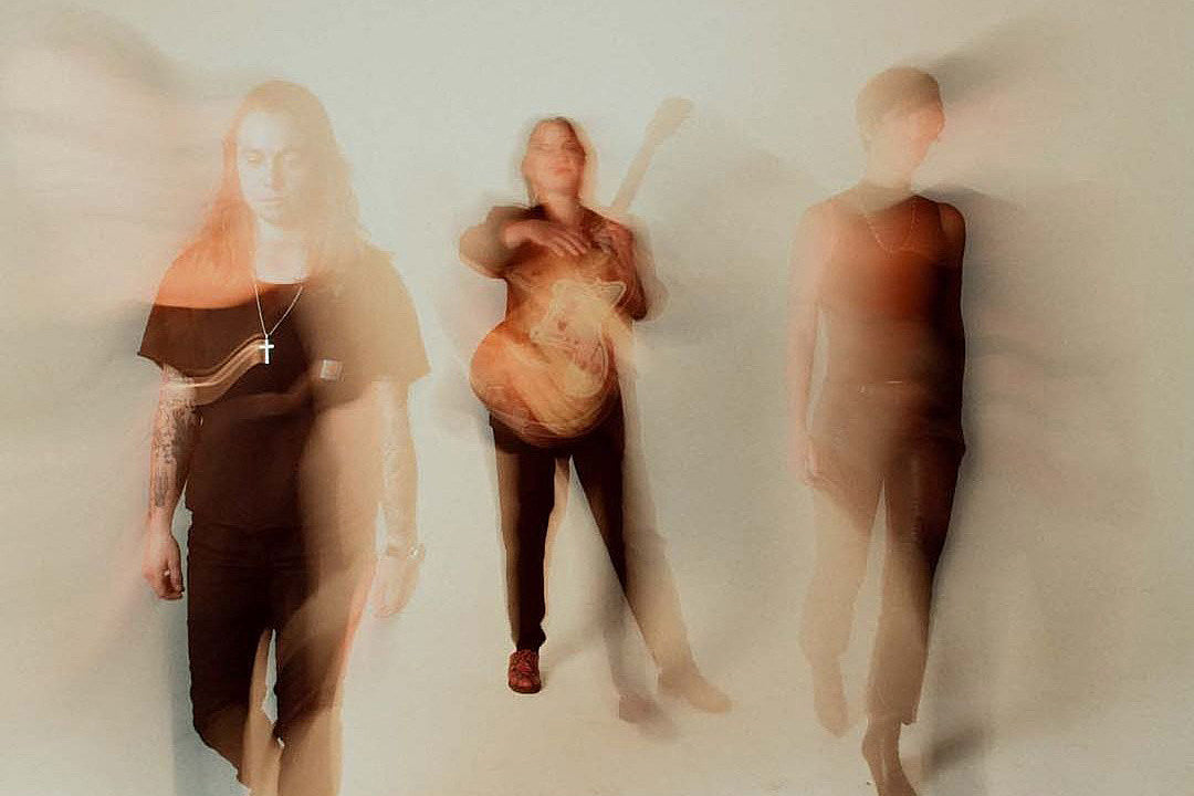 Sharon Van Etten, Angel Olsen & Julien Baker teasing something