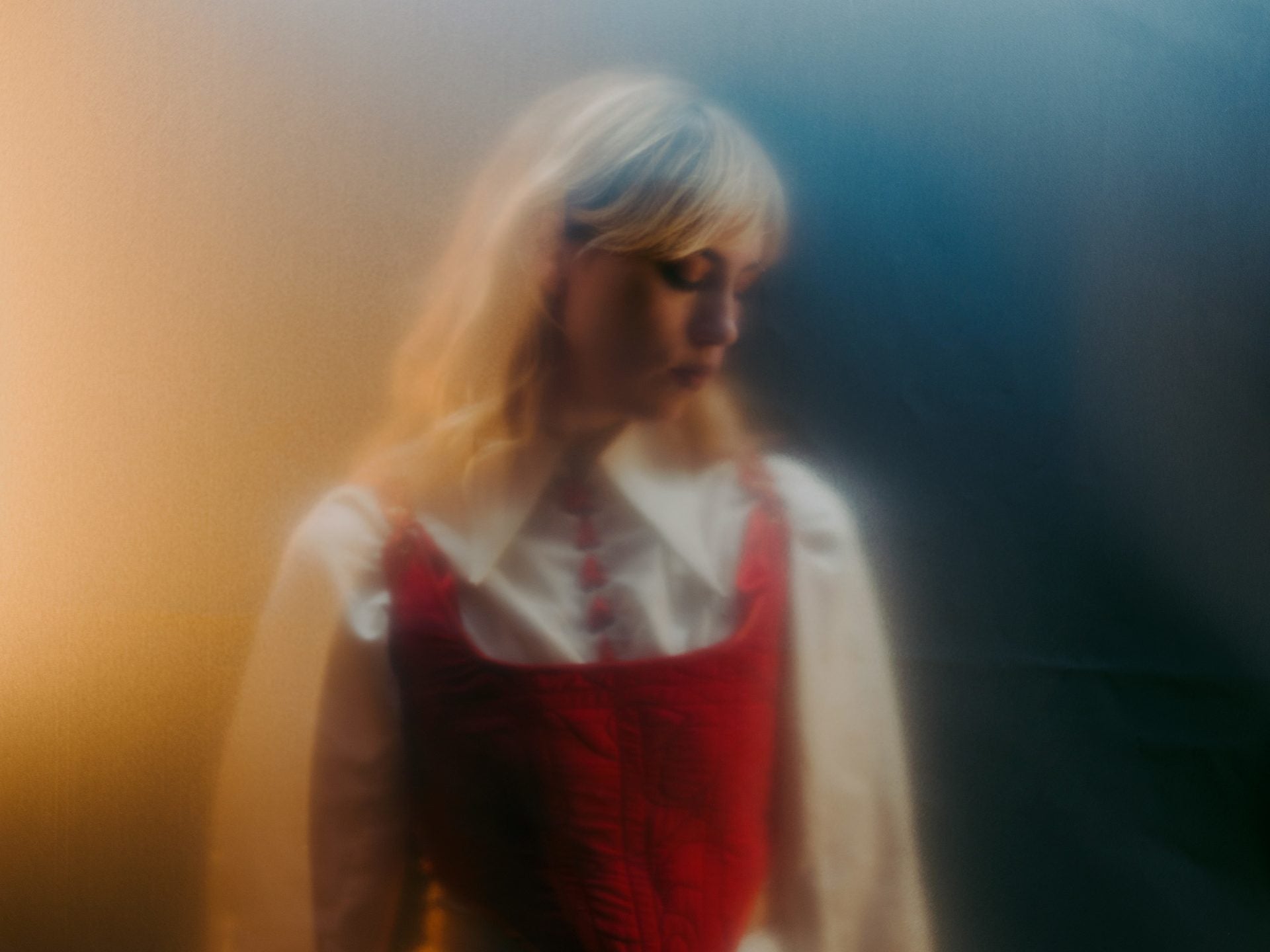 Aoife Nessa Frances announces new album, shares “Way To Say Goodbye”