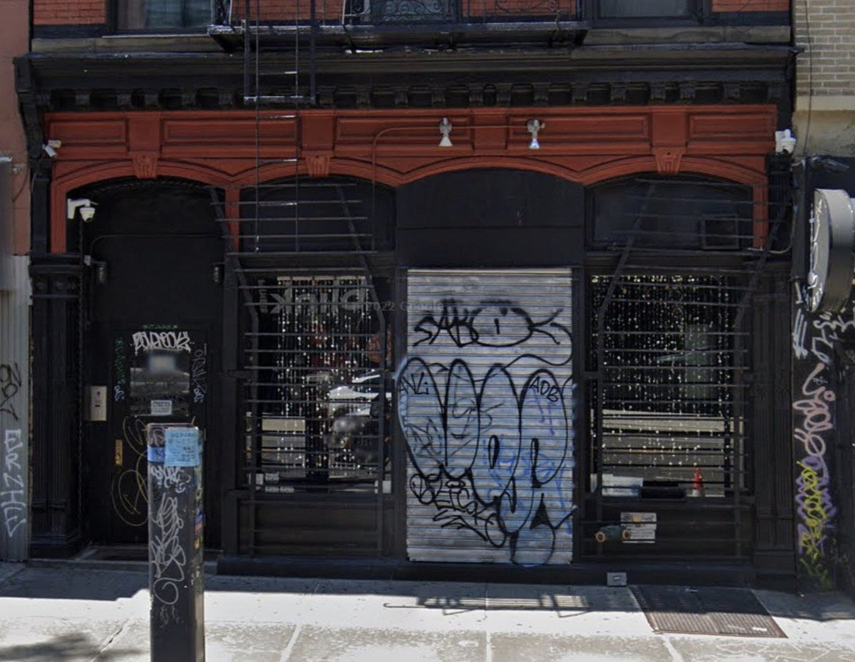 Nick Bodor (Cake Shop) & Knitting Factory opening Baker Falls in former Pyramid Club space