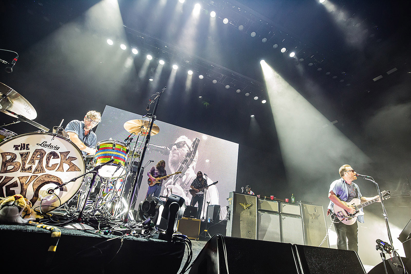 The Black Keys fire managers following cancellation of arena tour