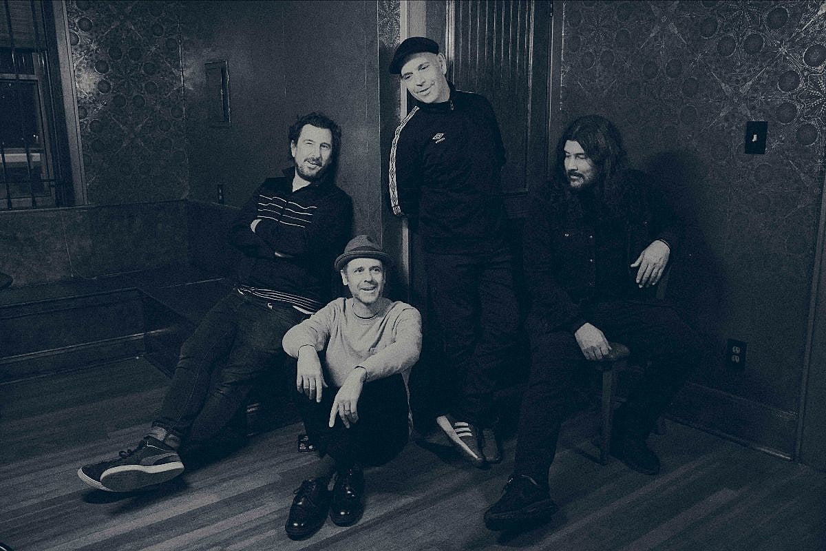 The Bouncing Souls announce new album, ‘Ten Stories High’ (exclusive blue vinyl & new video)
