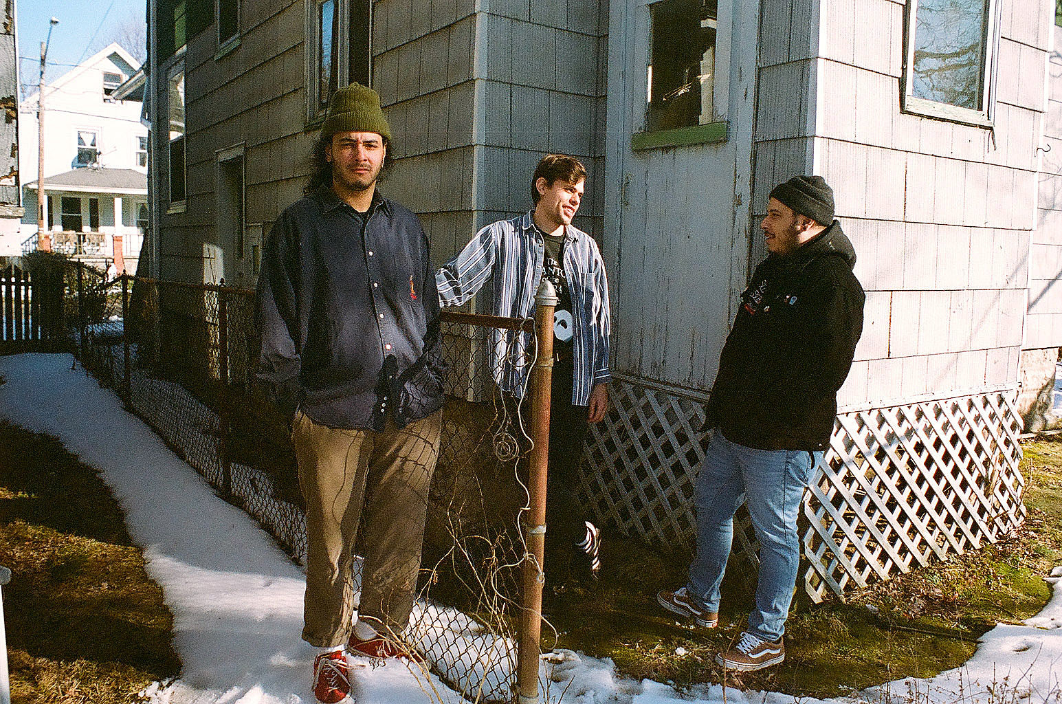 Stream calicuzns’ (fka California Cousins) new s/t EP