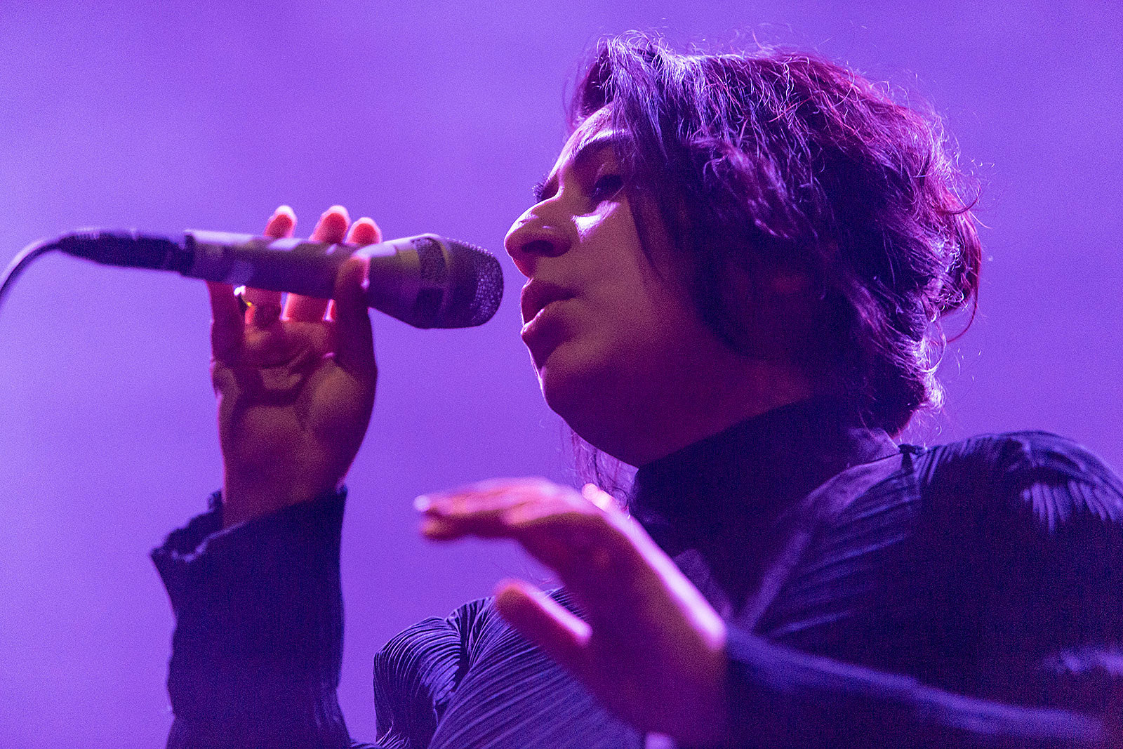 Arooj Aftab covers Rosalía’s “Di Mi Nombre” (listen)