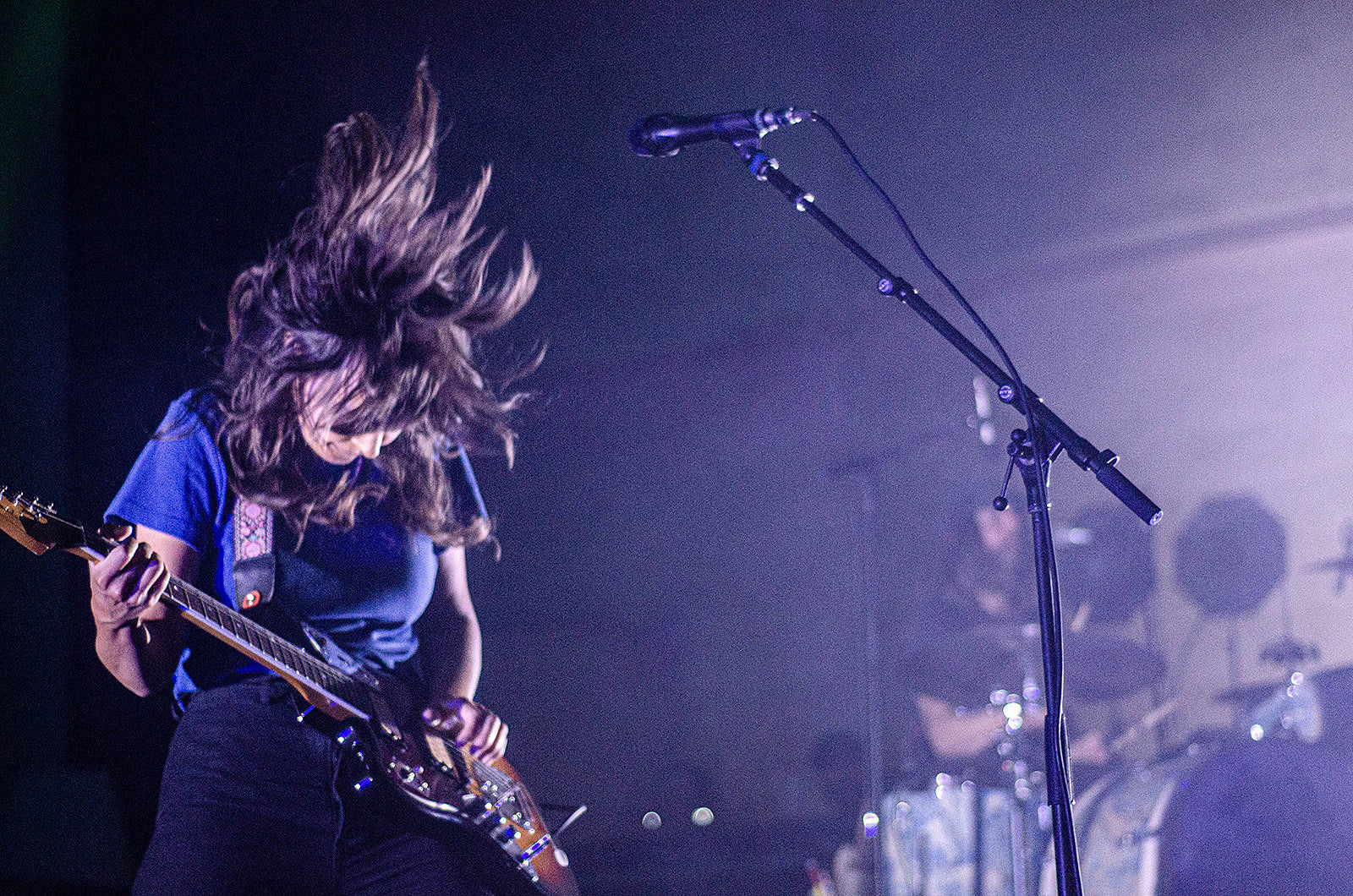 Courtney Barnett played a Shine a Light benefit on Long Island (pics, setlist, video)