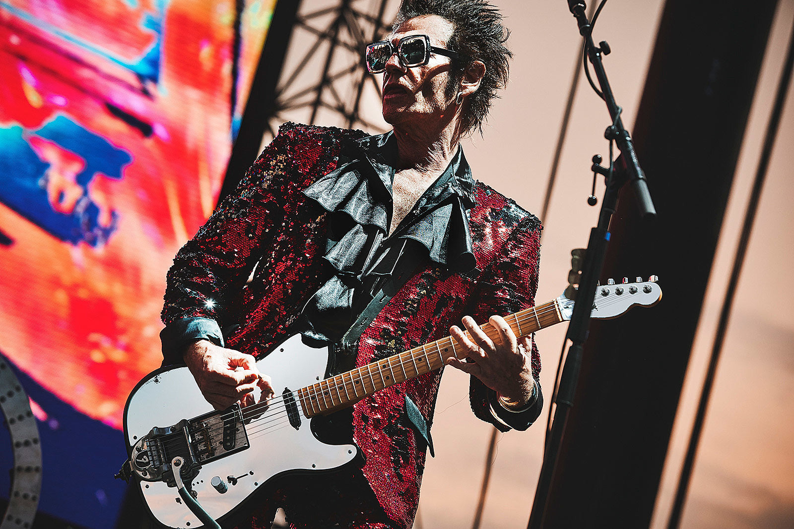 Love & Rockets played Oakland (video, setlist), add 2nd L.A. show ++ Cruel World pics