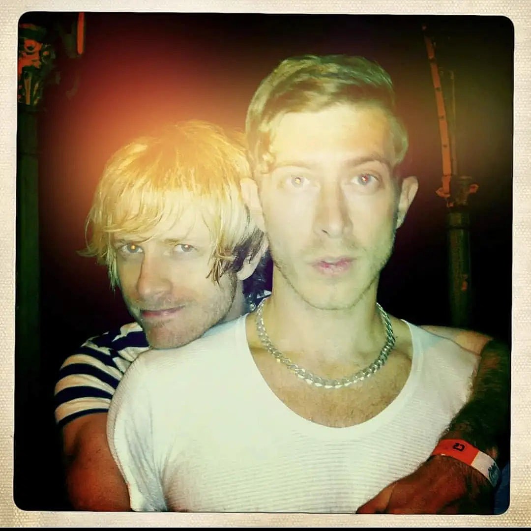 Delays frontman Greg Gilbert, RIP