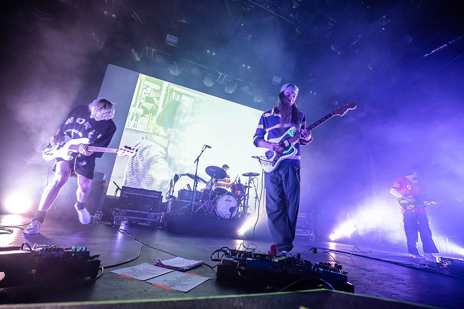DIIV celebrated 10 years of ‘Oshin’ @ Brooklyn Steel with Widowspeak (pics, setlist)