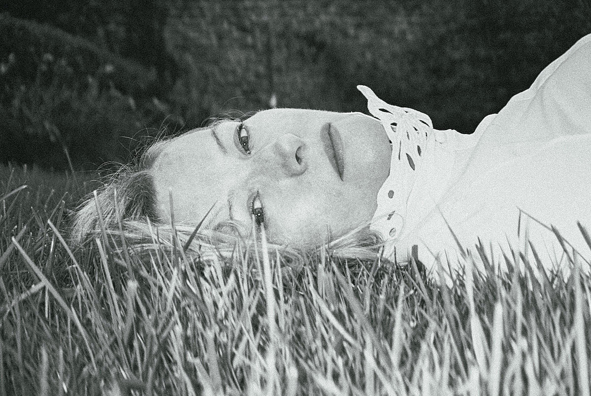 Dot Allison (One Dove) preps new album – listen to “Unchanged” & Andy Bell remix