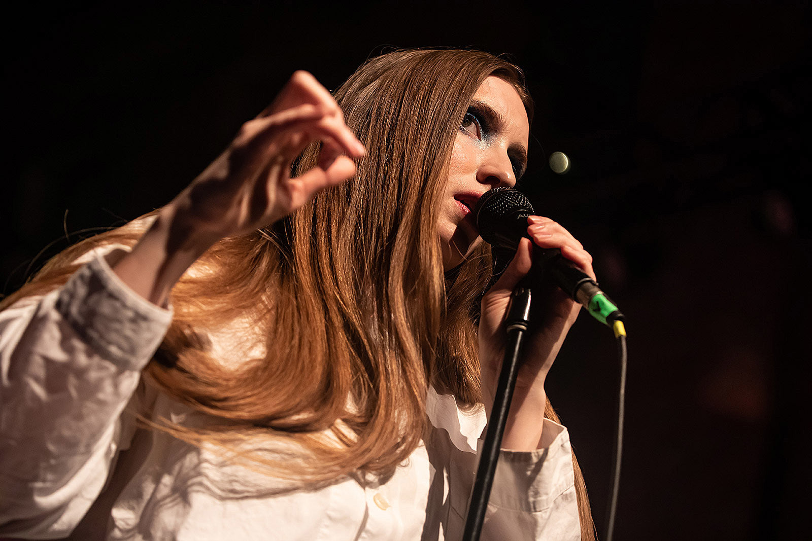 Dry Cleaning wrapped up their tour in Brooklyn w/ Spirit of the Beehive & more (pics, setlist)