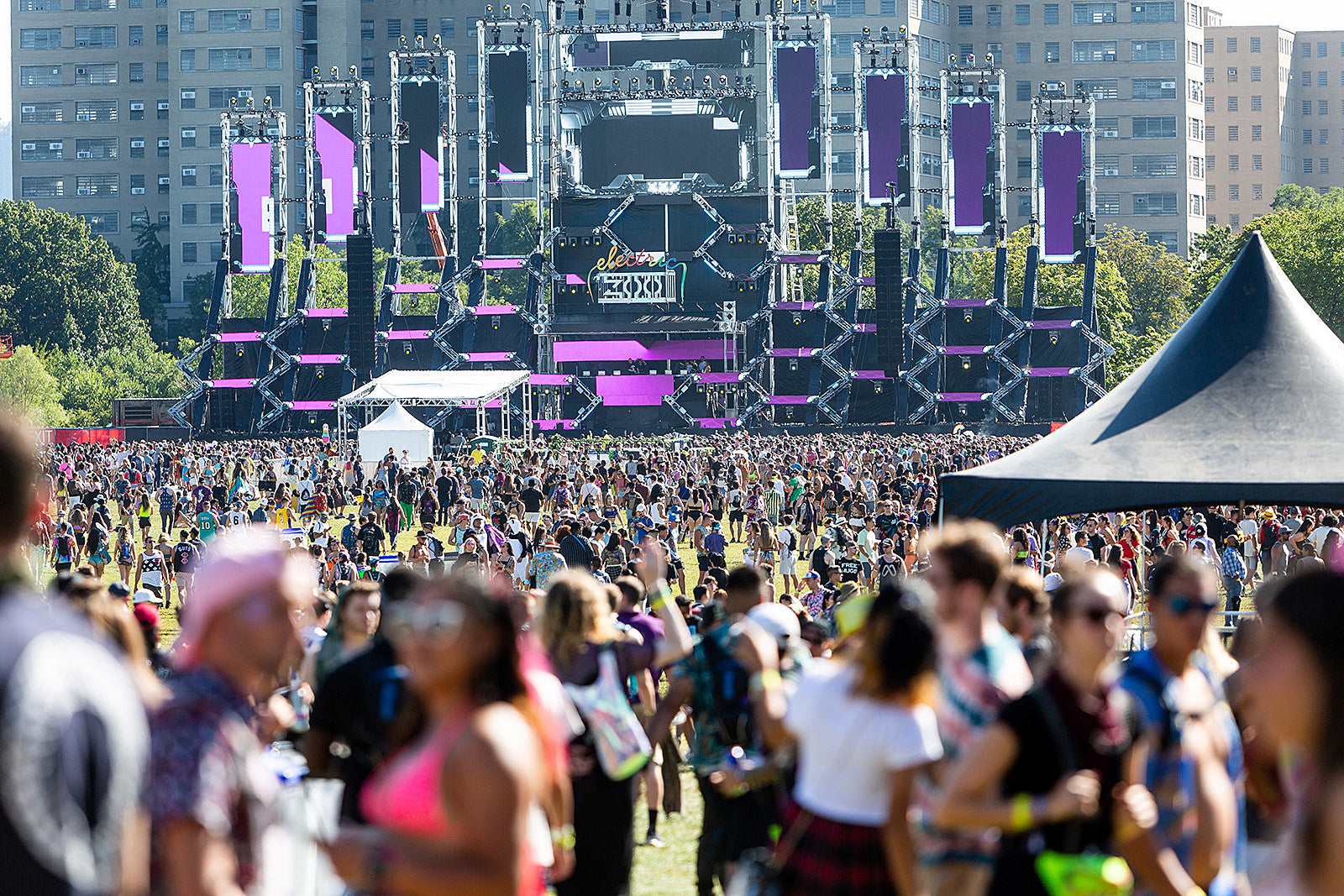 NYPD detectives charged with stealing $3k champagne at Electric Zoo
