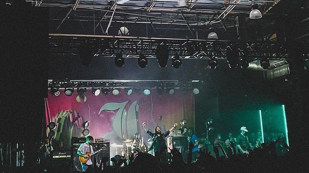 Every Time I Die made 2 live debuts off ‘Radical,’ joined by Bronx vocalist at ‘Tid the Season night 2