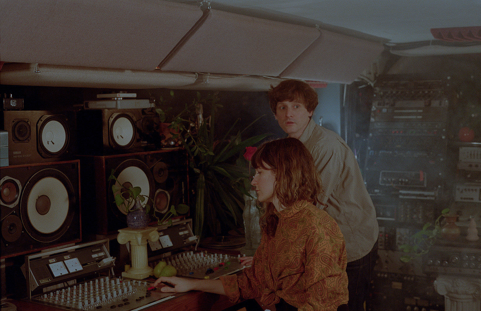 Freelove Fenner share “Find the Man” video, discuss the inspirations behind their new album