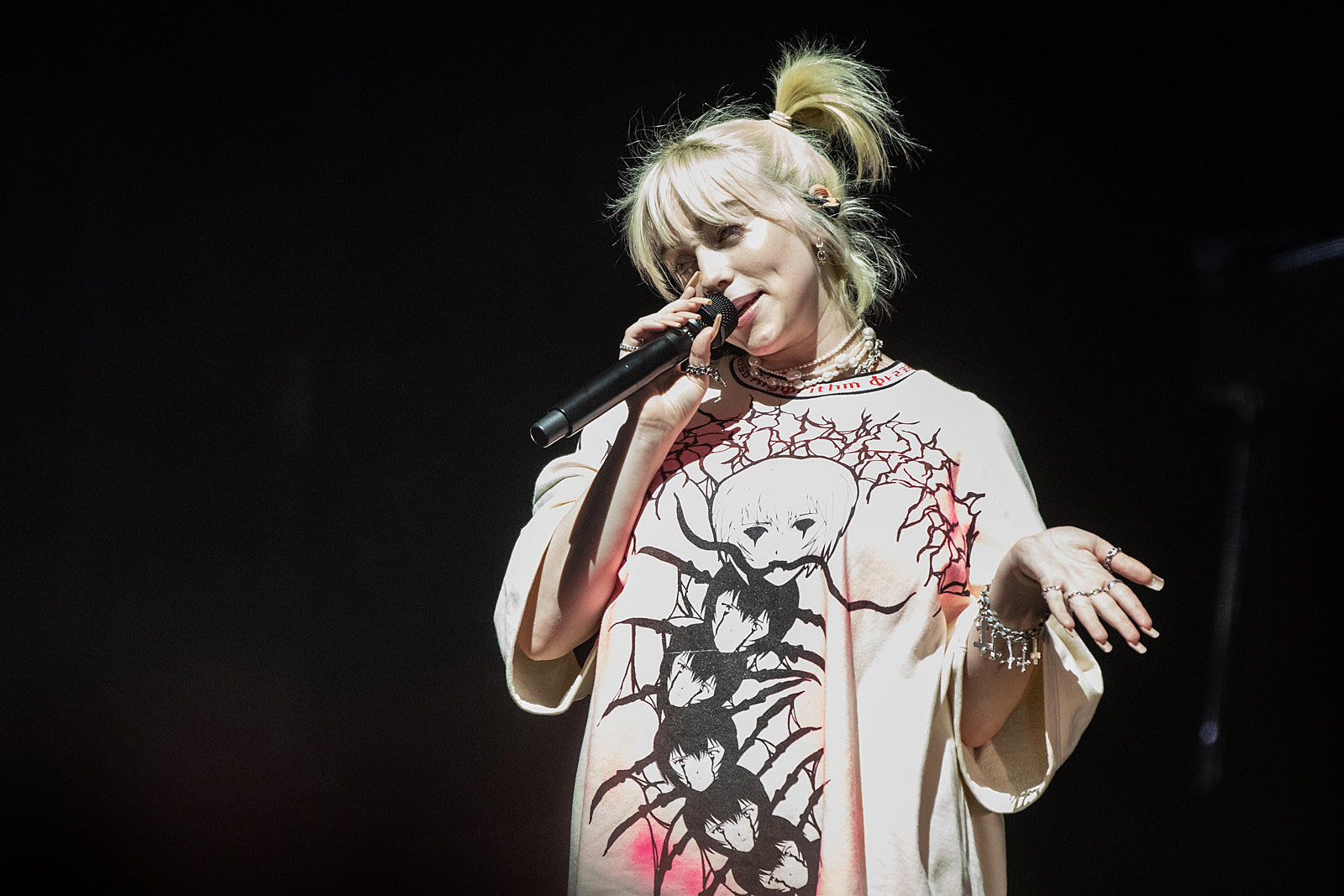 Billie Eilish doing free album listening events at Barclays Center & Kia Forum