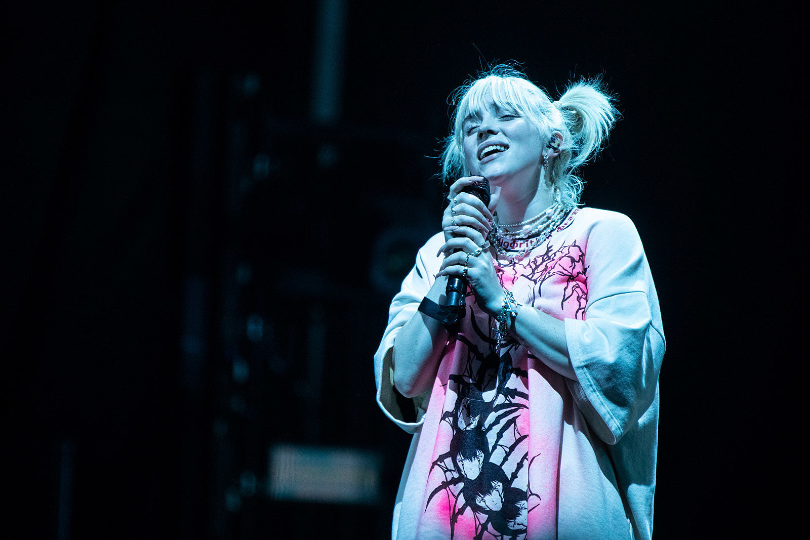 Billie Eilish protested Texas abortion ban at ACL, headlining Glastonbury 2022