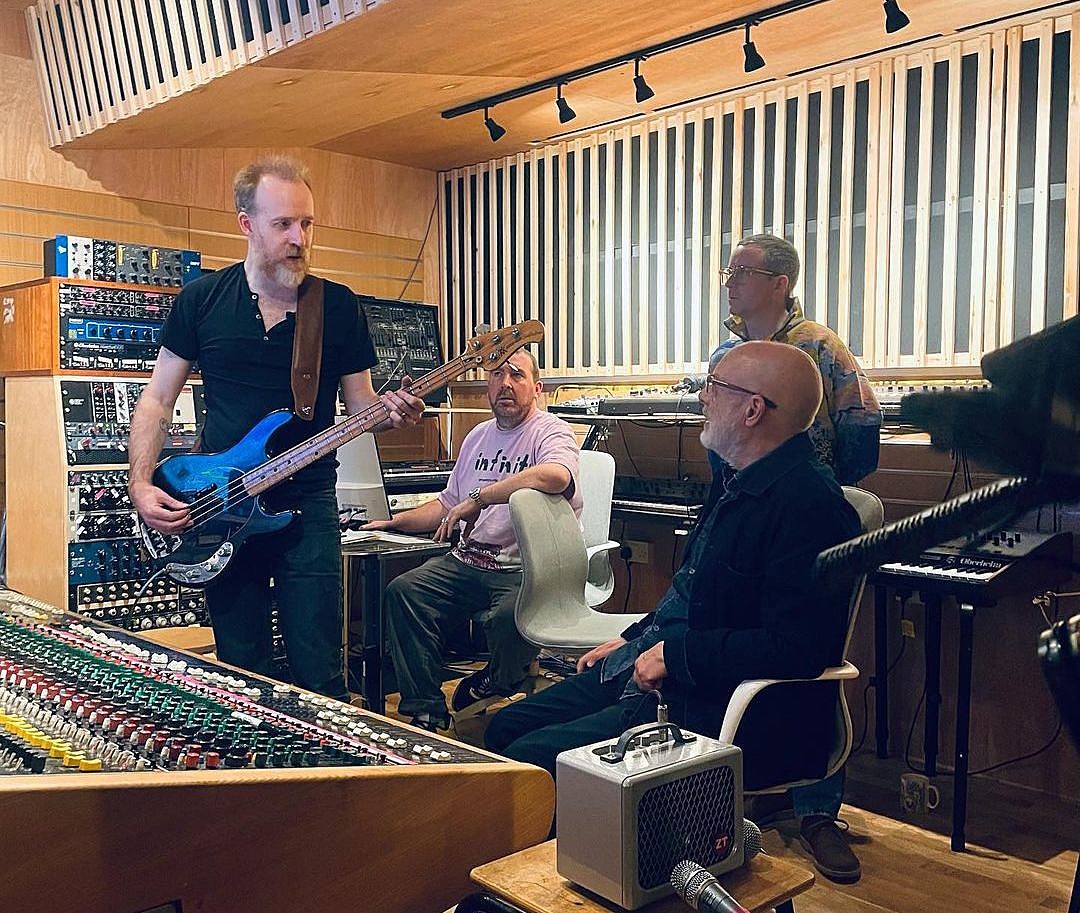 Brian Eno & Hot Chip collab w/ Savages’ Fay Milton on “Line in the Sand” (listen)