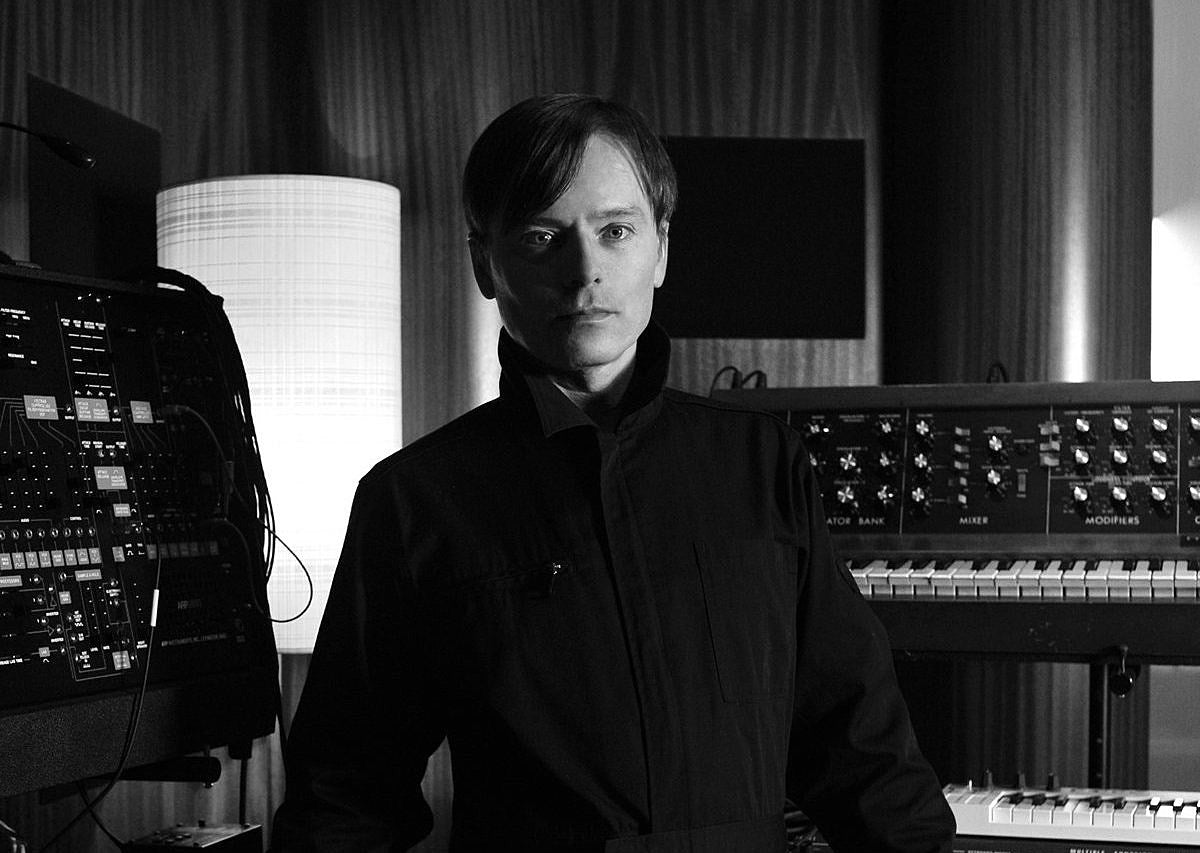 Air’s JB Dunckel announces new solo album ‘Carbon,’ shares “Corporate Sunset”