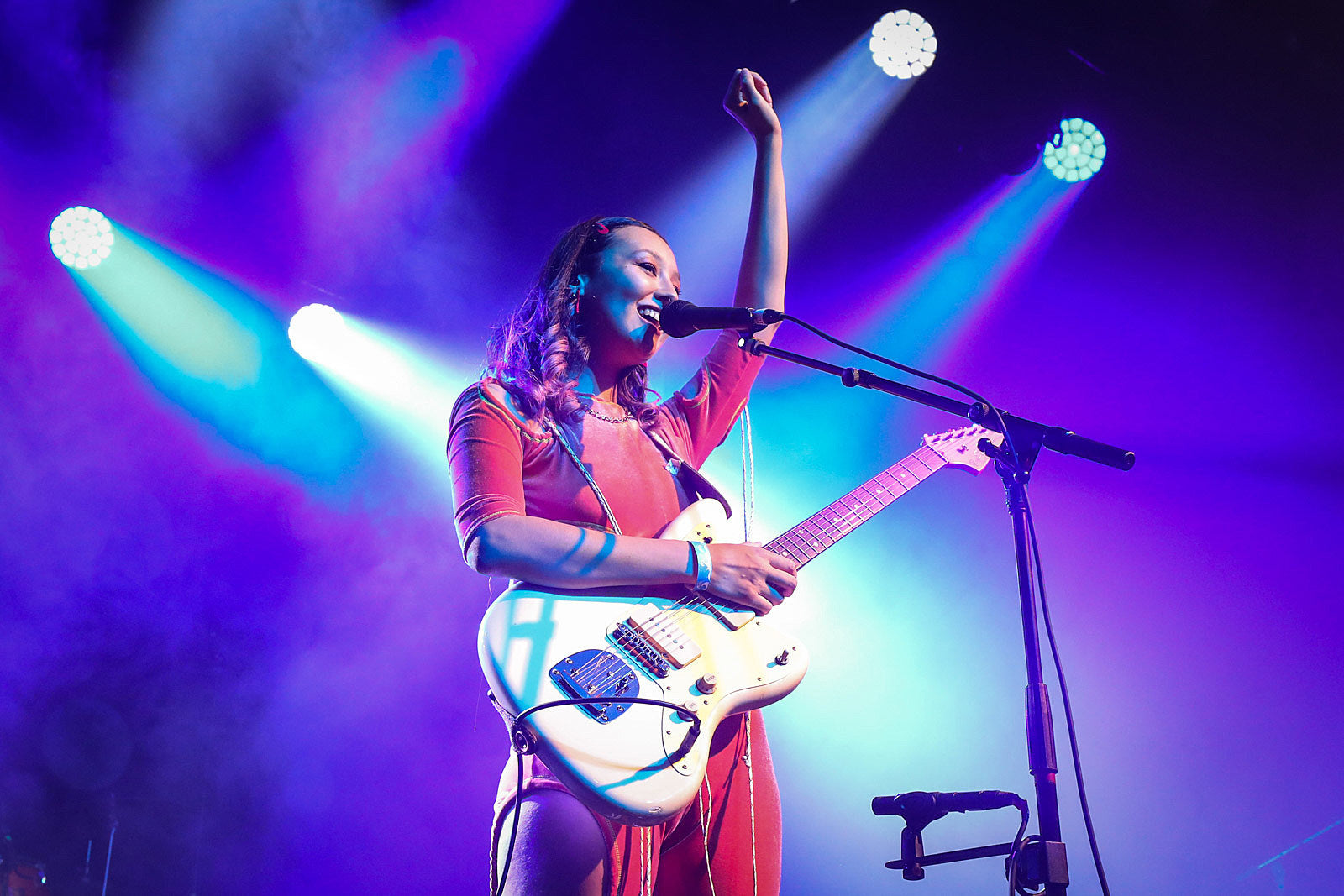 Luna Li announces fall North American tour