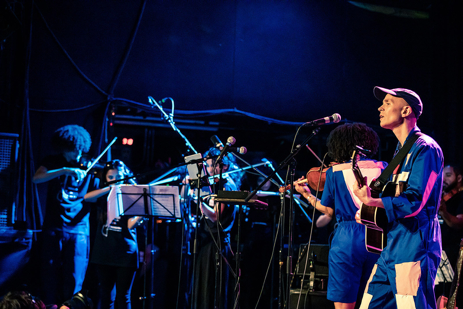 Jens Lekman & Orchestrating Dreams played Brooklyn with Hari Kondabolu (pics, setlist)
