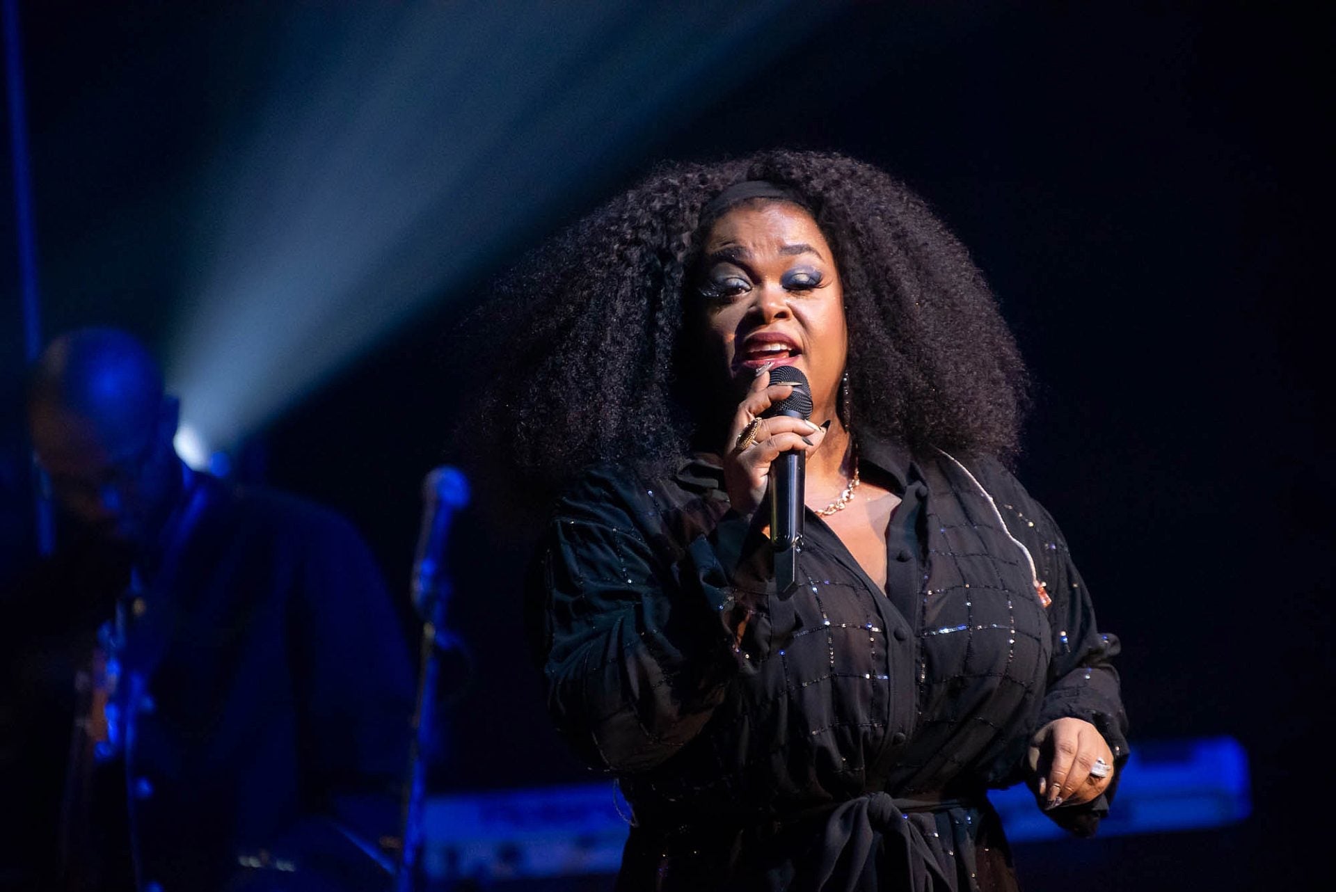 Jill Scott celebrated her debut album at Kings Theatre (pics, setlist)
