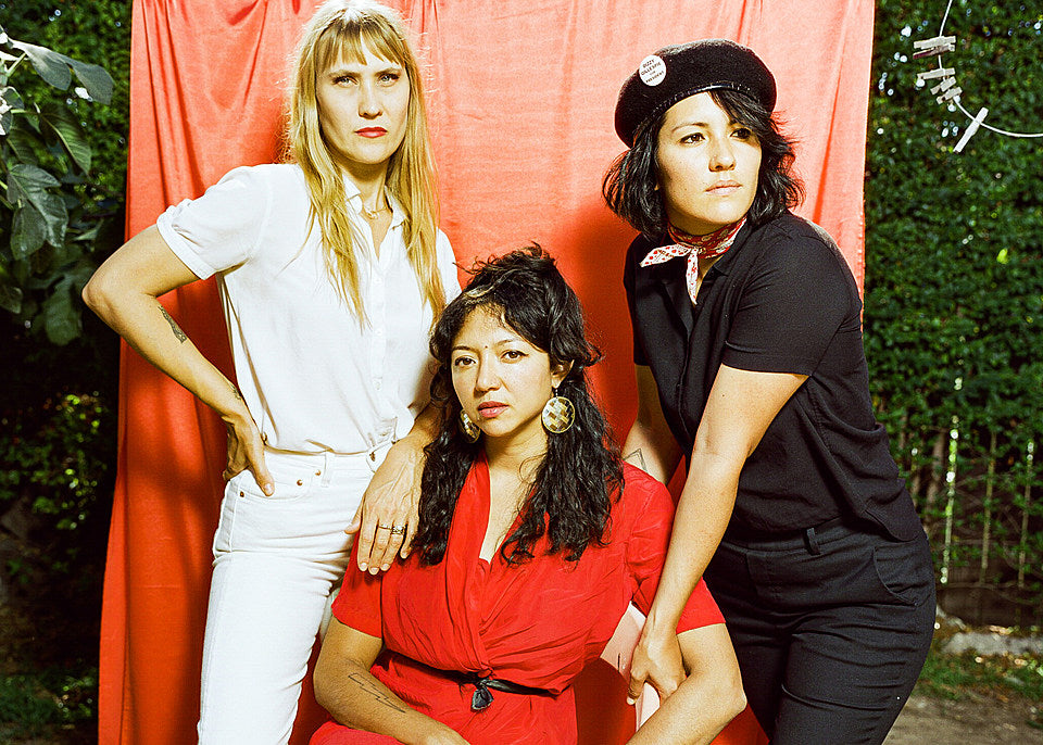 La Luz announce Adrian Younge-produced album, share “Watching Cartoons”