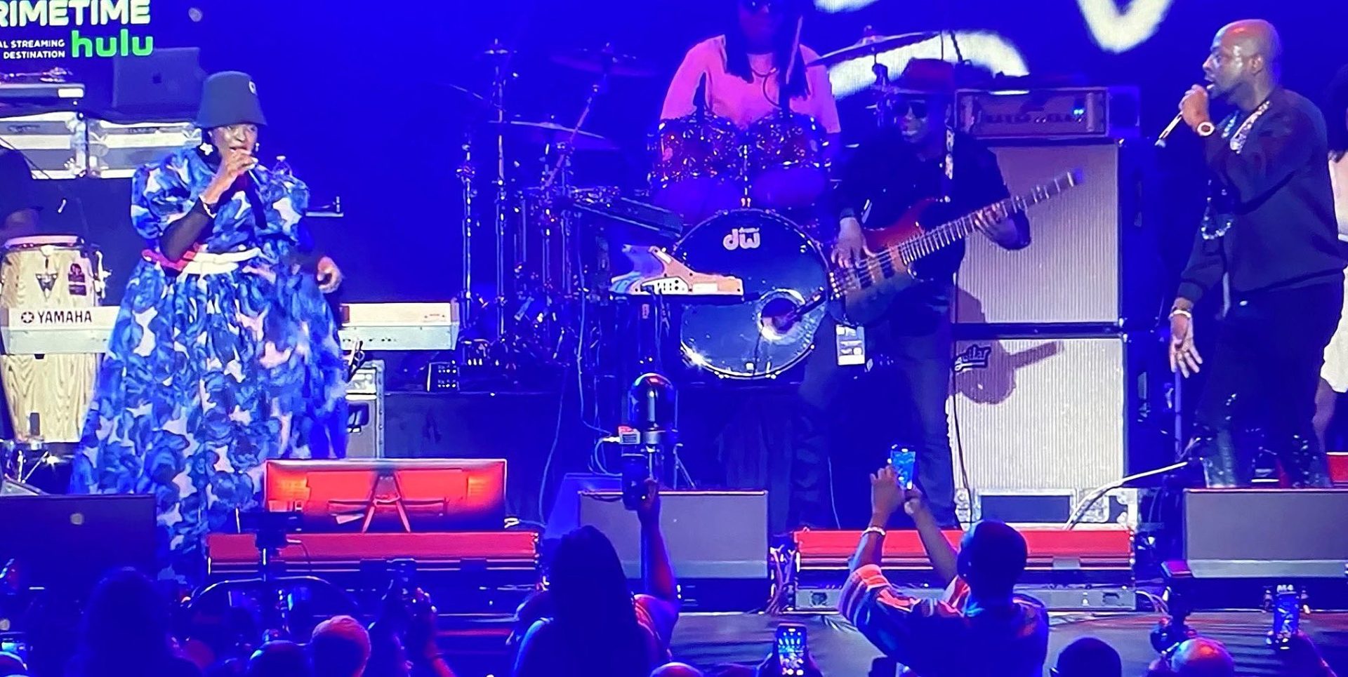 Watch Lauryn Hill & Wyclef Jean reunite for Fugees songs at Essence Festival