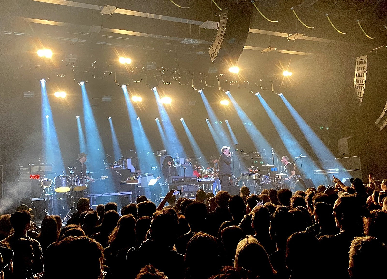 LCD Soundsystem began Brooklyn Steel residency (review, pics, setlist, video)