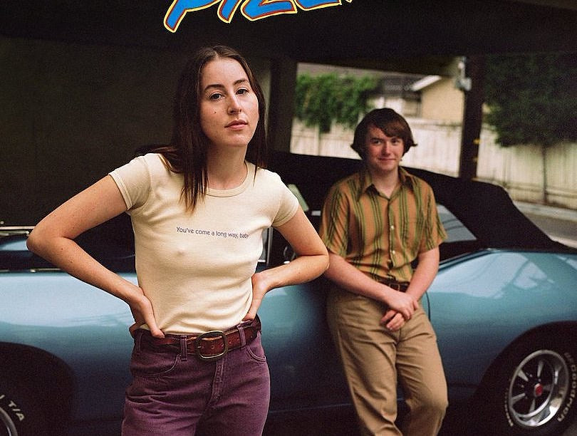 Watch the trailer for new Paul Thomas Anderson film ‘Licorice Pizza’ starring Alana Haim