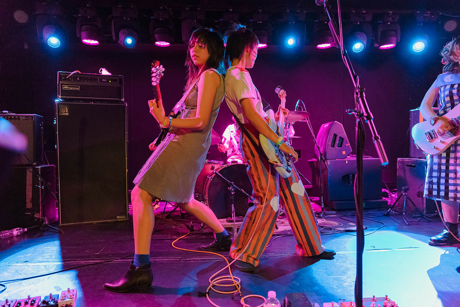 The Linda Lindas wrapped up first NYC visit @ Mercury Lounge (pics, setlist)