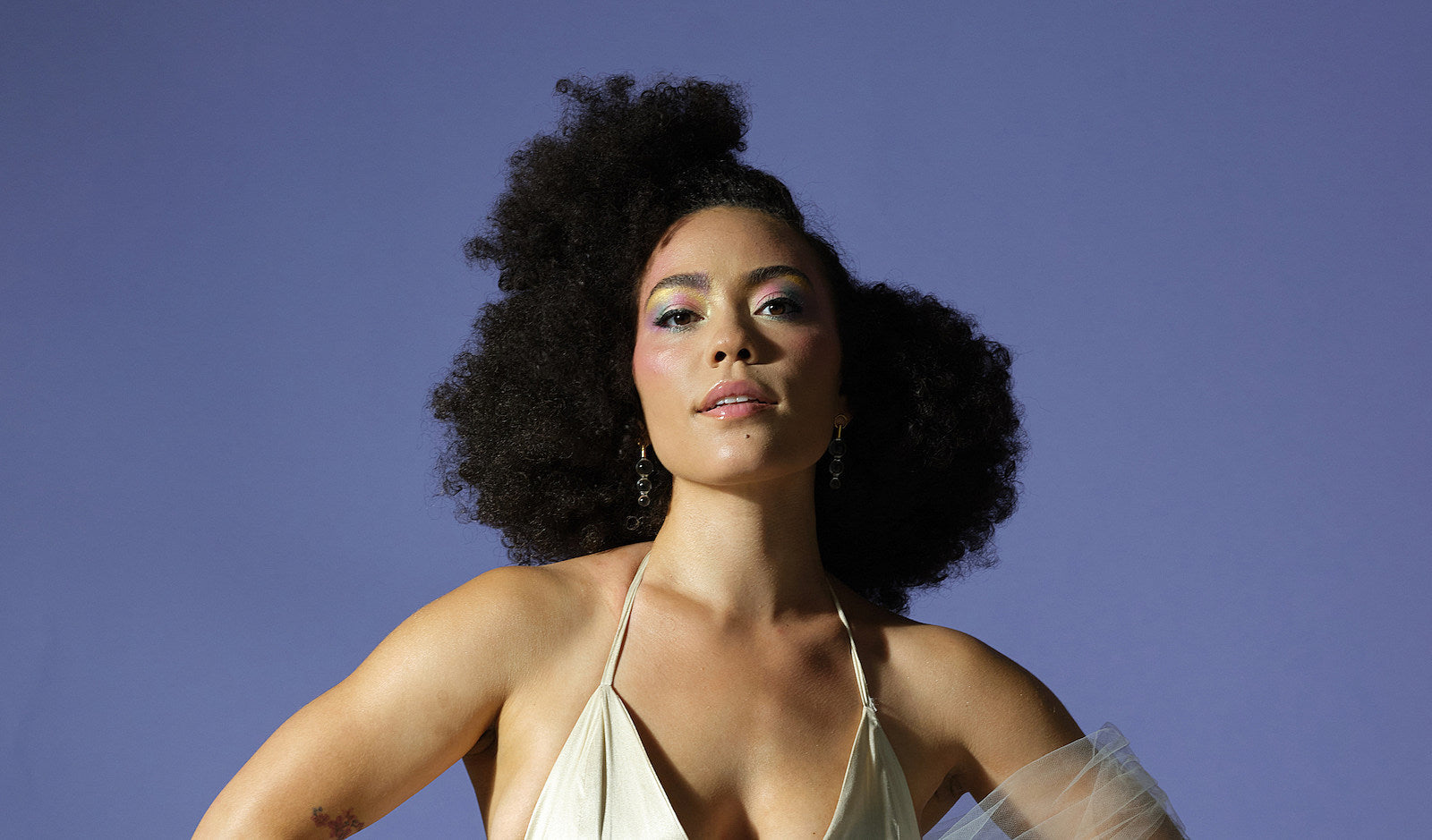 Madison McFerrin announces debut LP & tour, shares “(Please Don’t) Leave Me Now”
