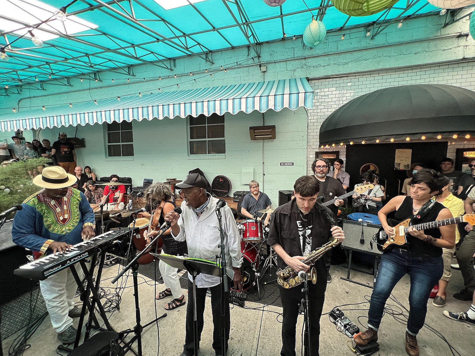 Can’s Malcolm Mooney played Union Pool backed by members of Sonic Youth, Yo La Tengo, more (setlist, video)