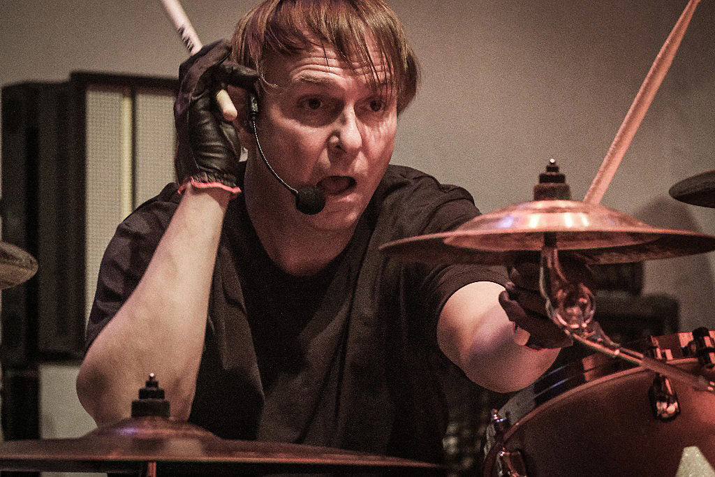 Melvins’ Dale Crover undergoing emergency spinal surgery, sitting out tour with Boris
