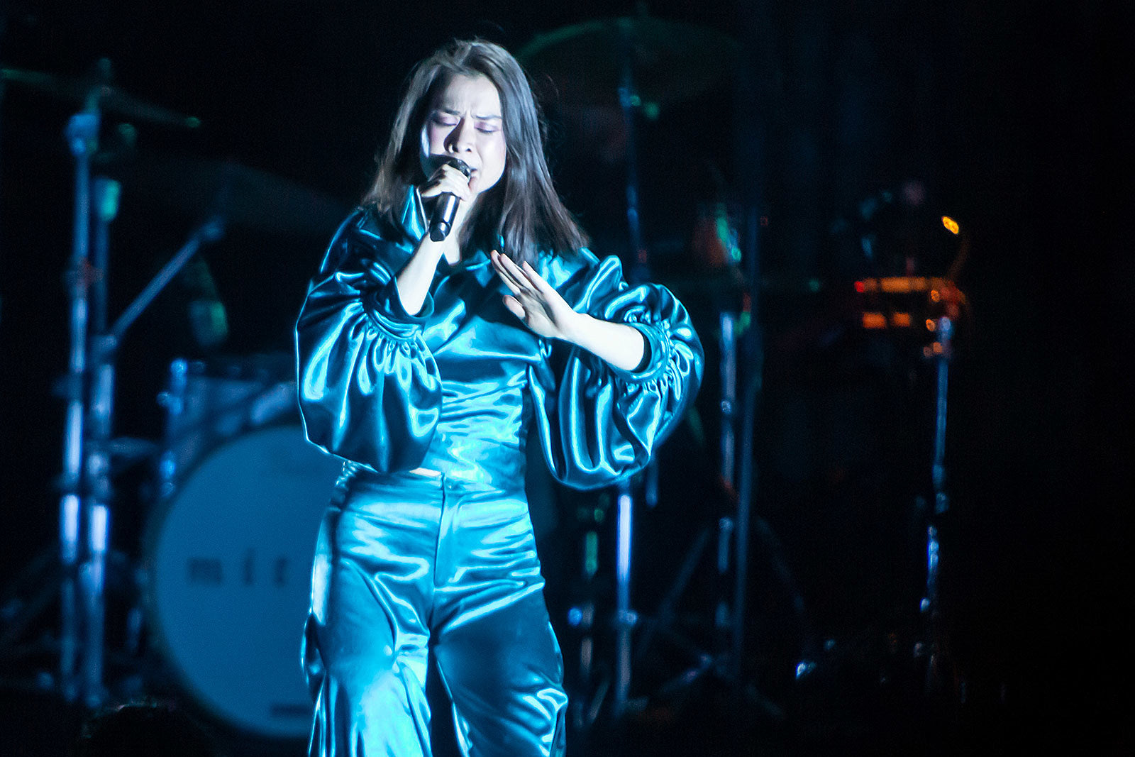 Mitski played majestic Radio City Music Hall show with The Weather Station (night 1 pics, video, setlist)