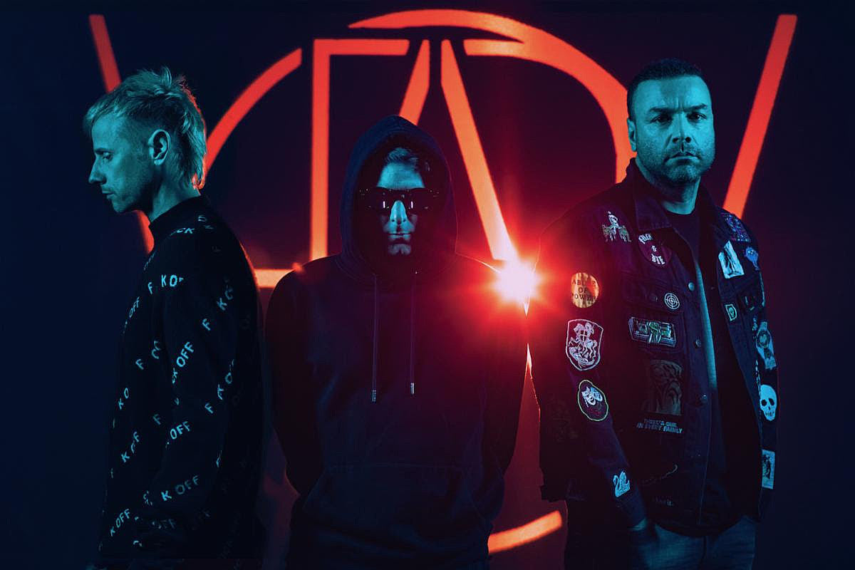 Muse announce new album ‘Will of the People,’ share “Compliance” video