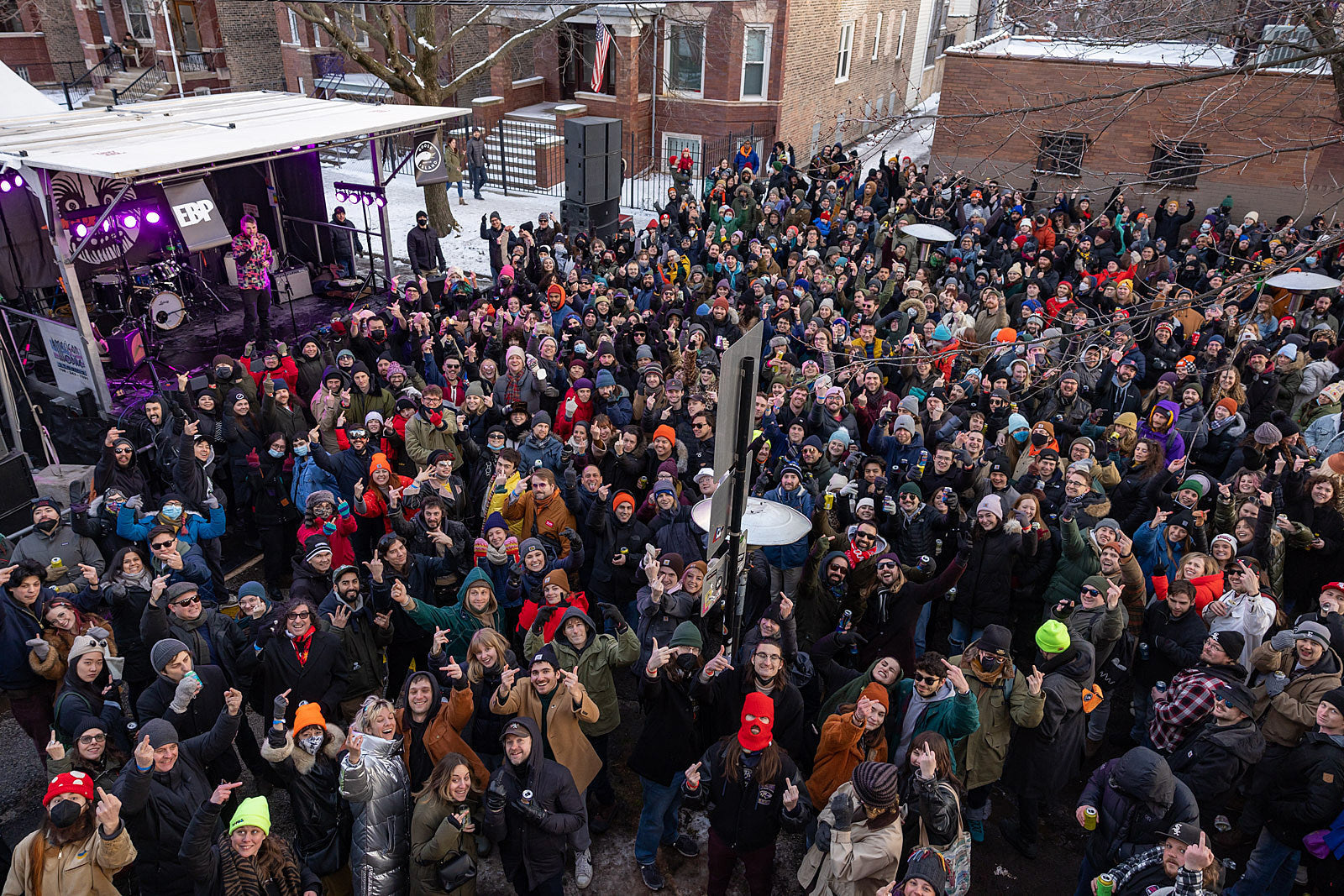 Divino Niño, Sweeping Promises, Surfbort & more played Music Frozen Dancing 2022 (pics)