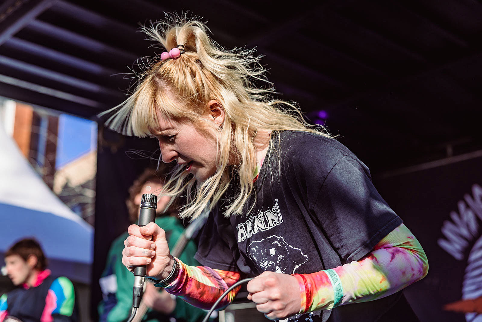 Snõõper share “Running” from debut LP (out this week), add more tour dates