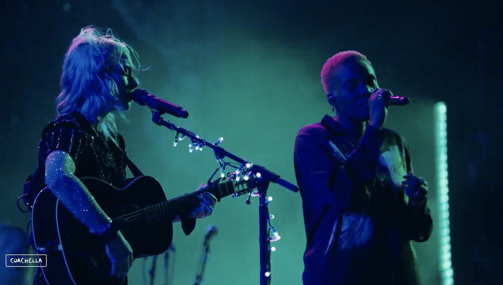 Phoebe Bridgers brought out Arlo Parks at Coachella (watch)