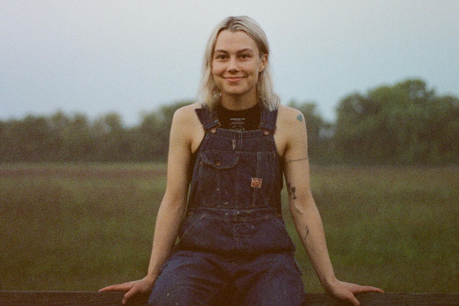 Phoebe Bridgers covers The Handsome Family’s “So Much Wine” for charity