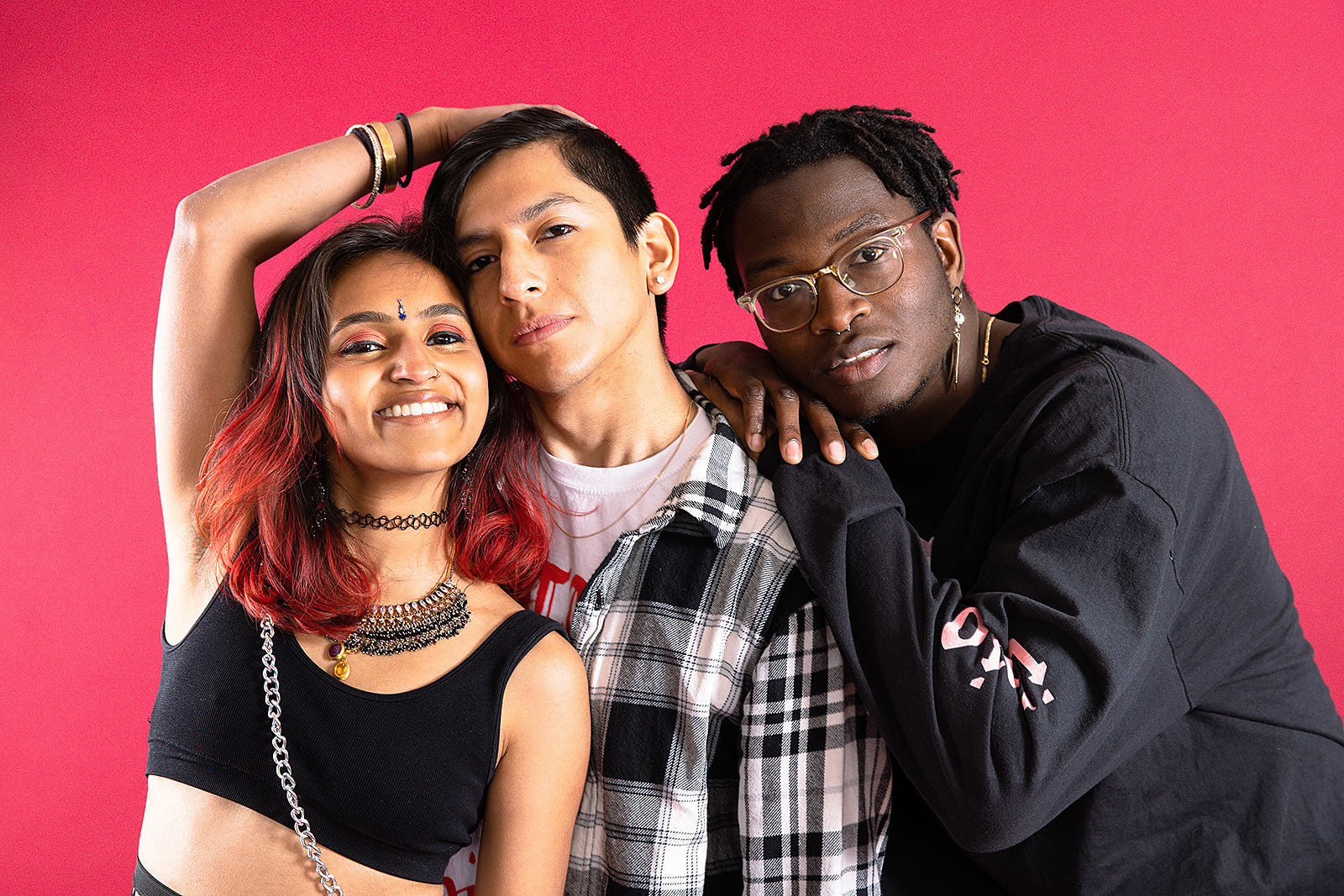 Pinkshift announce debut LP ‘Love Me Forever,’ share new single “i’m not crying, you’re crying”