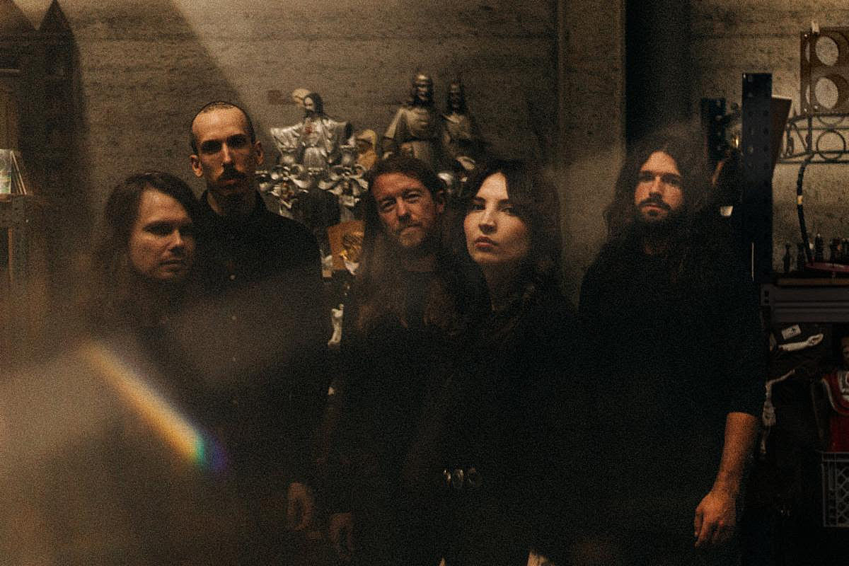 Predatory Void (Amenra, Oathbreaker, etc) prep debut album, share “*(struggling..)”