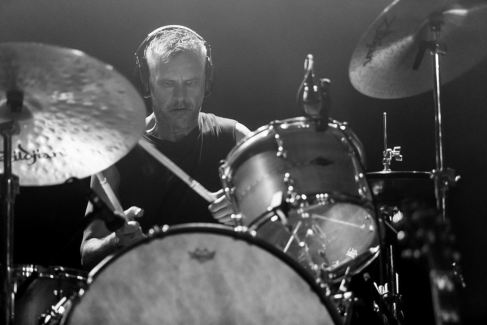 Sunny Day Real Estate postpone December tours due to drummer’s injury
