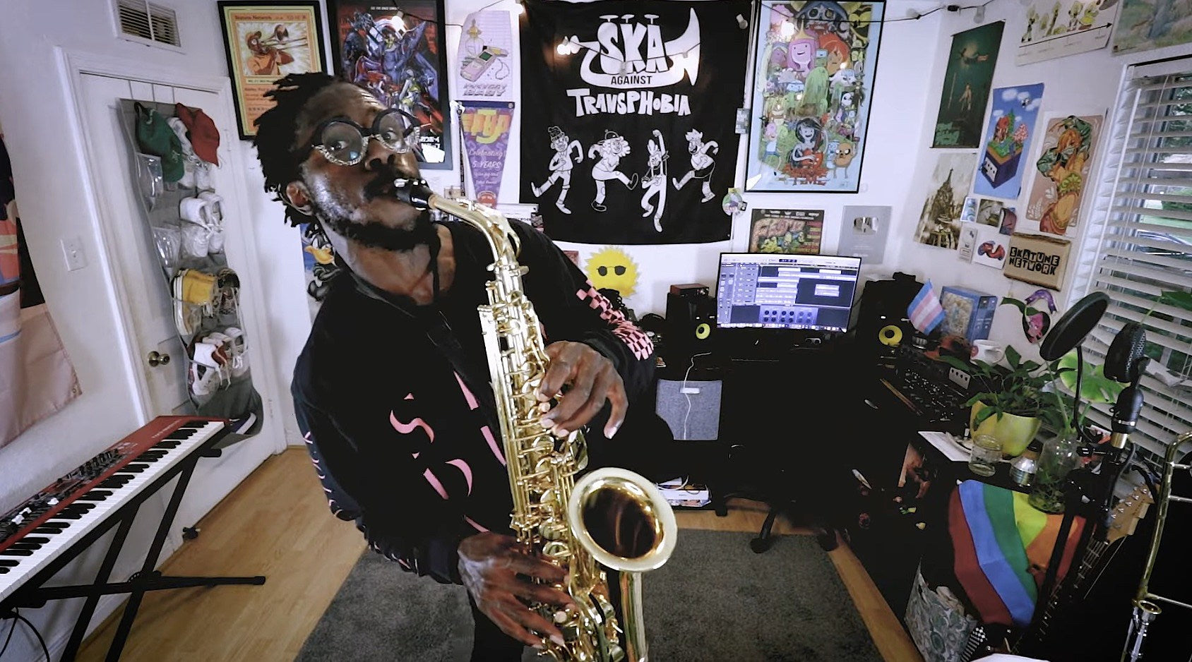 Listen to Skatune Network’s ska cover of Touche Amore’s “Flowers and You”