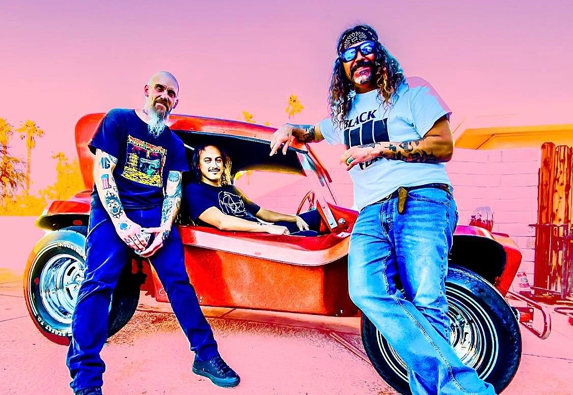 Stöner (ex-Kyuss) prep new LP ‘Totally…’ (stream “Party March”)