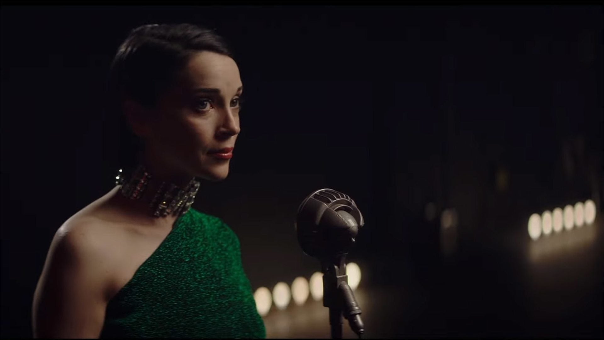 St. Vincent shares “The Nowhere Inn” from new film with Carrie Brownstein